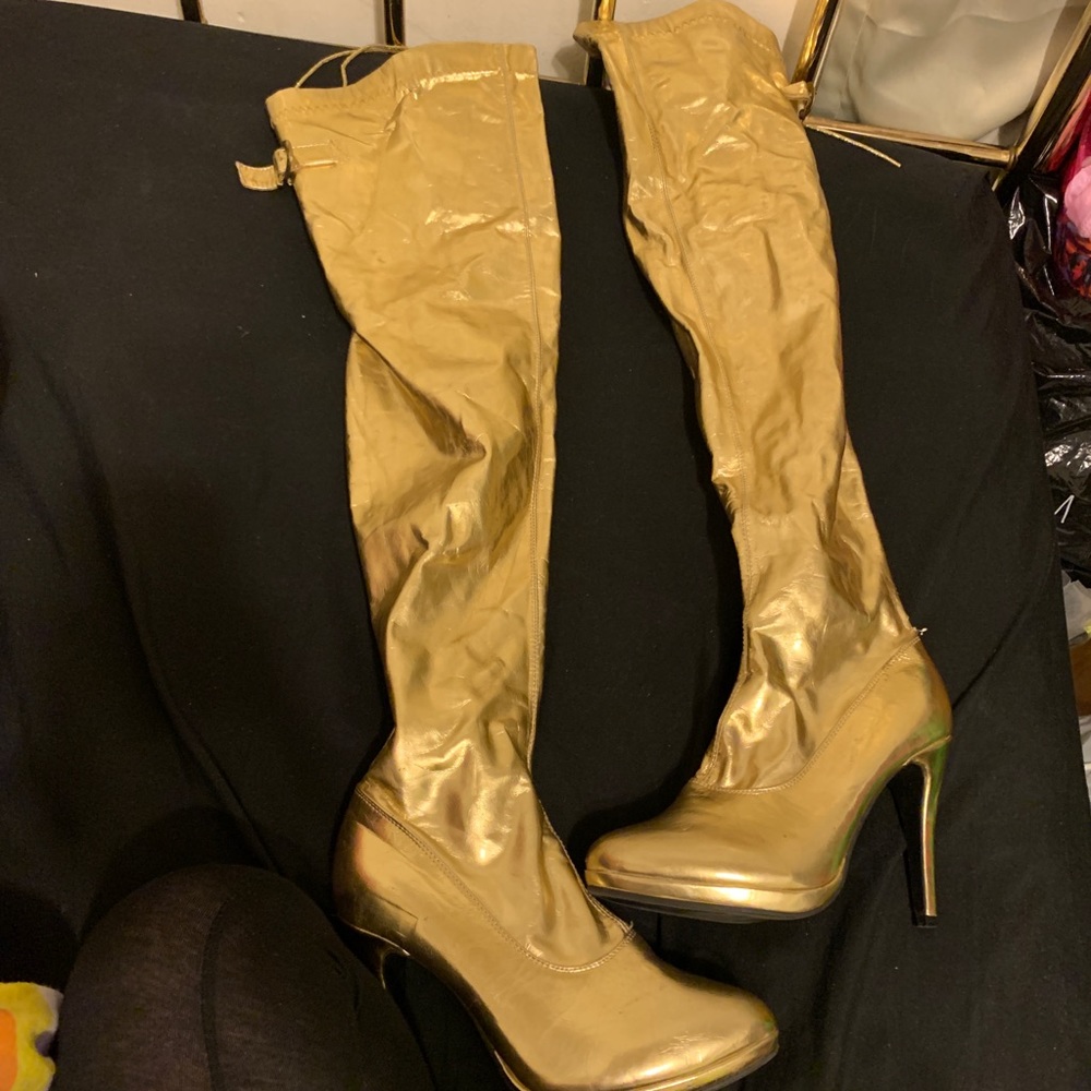 Thigh high heel boots gold size 8